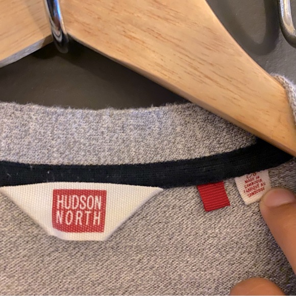 Button Front Cardigan Sweeter,Hudson North Men's Size L, Grey. - Picture 4 of 8